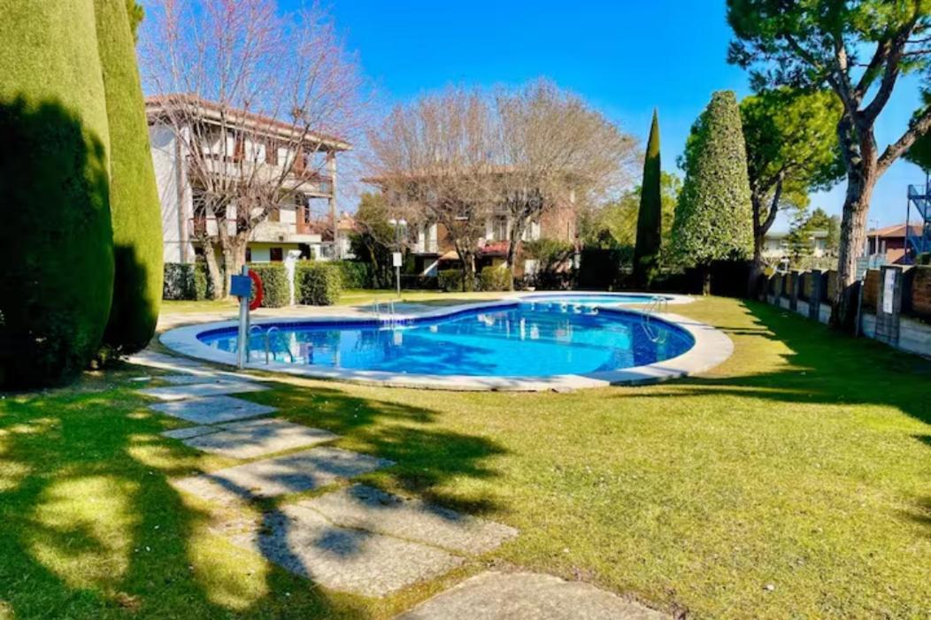 Lido Galeazzi Giant Pool Διαμέρισμα Σιρμιόνε Εξωτερικό φωτογραφία